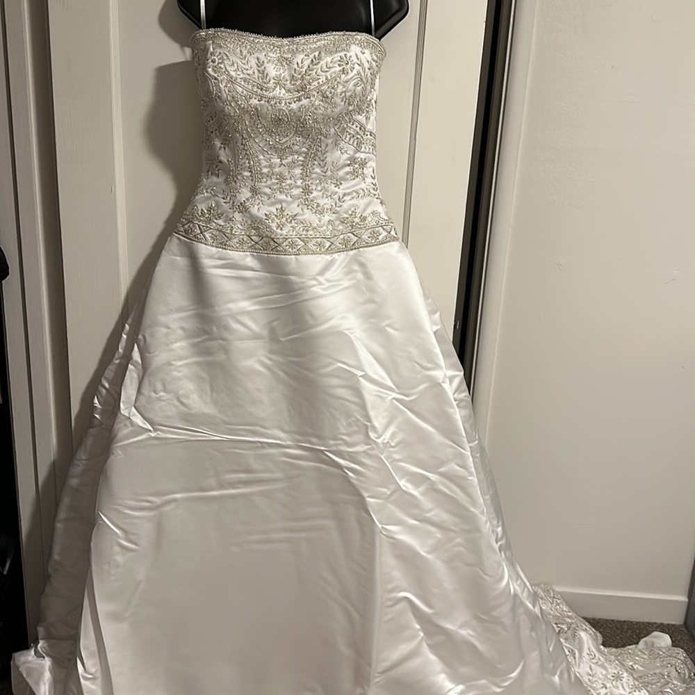 Casablanca Wedding Dress